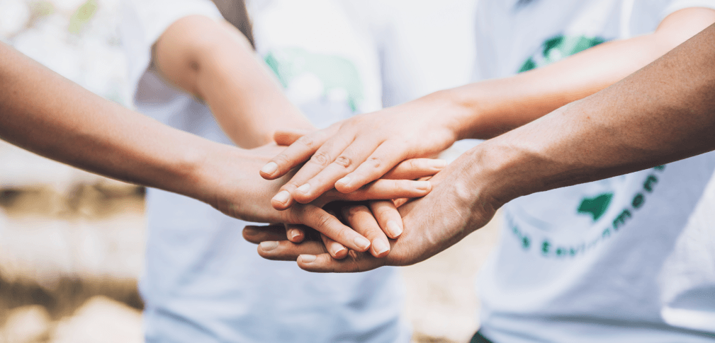 Das beste CRM für Non-Profits? HubSpot vs. Salesmate vs. Bitrix24 im Vergleich